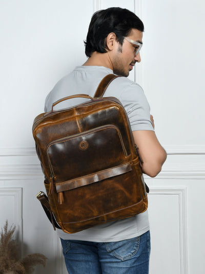 Men's leather bags hand-stitched in Goa - laptop bags, messenger bags, backpacks and travel duffels in full-grain buffalo leather - Hema Emporium