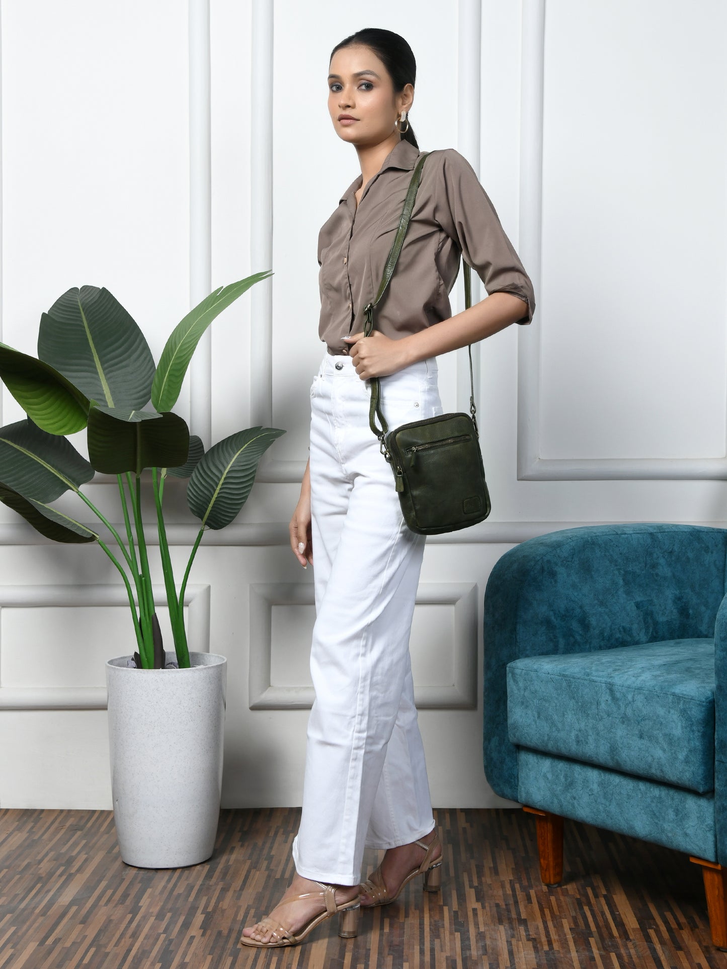 Mini square Messenger Bag - Olive Green