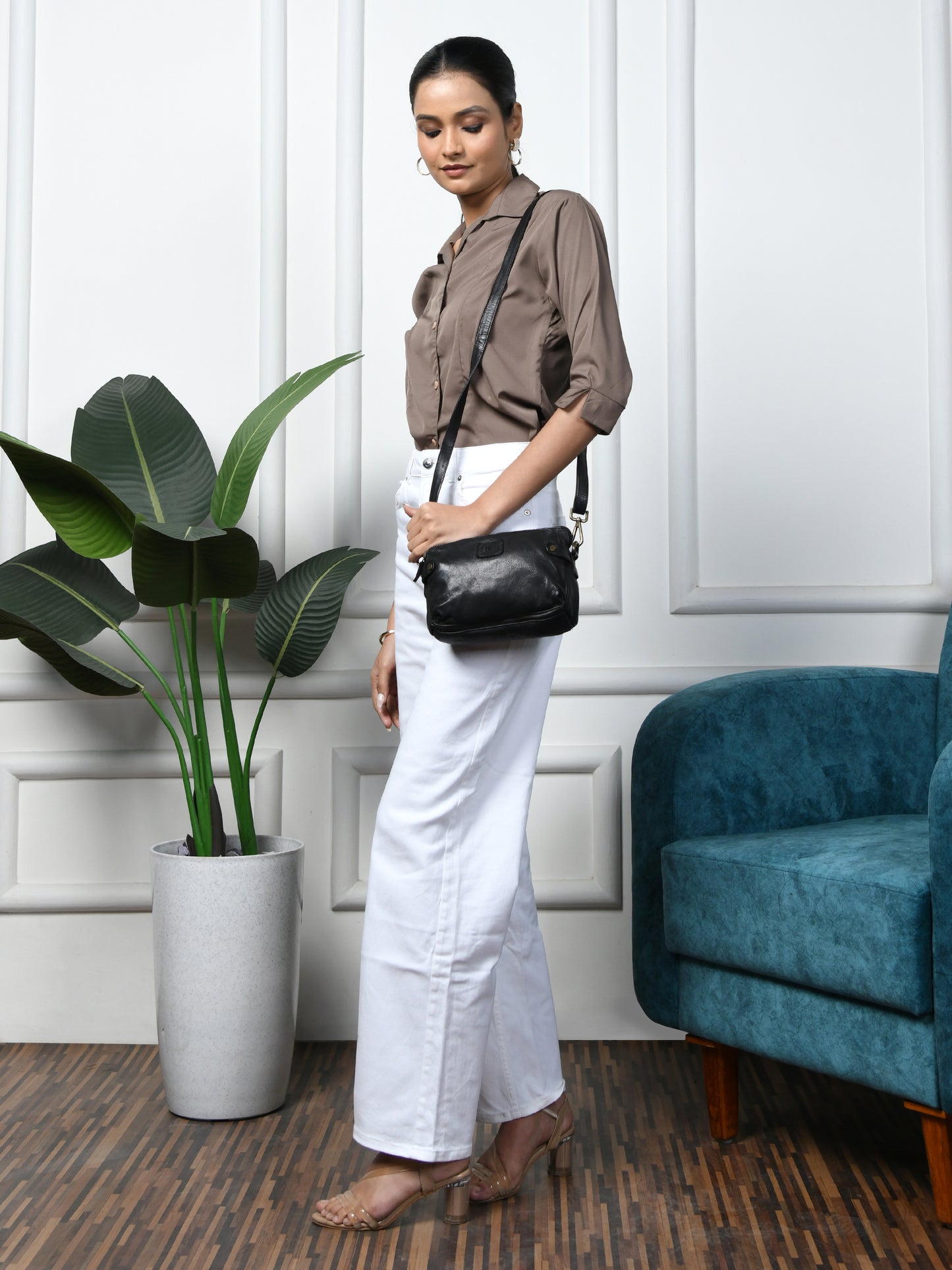 Compact leather Bag - Black