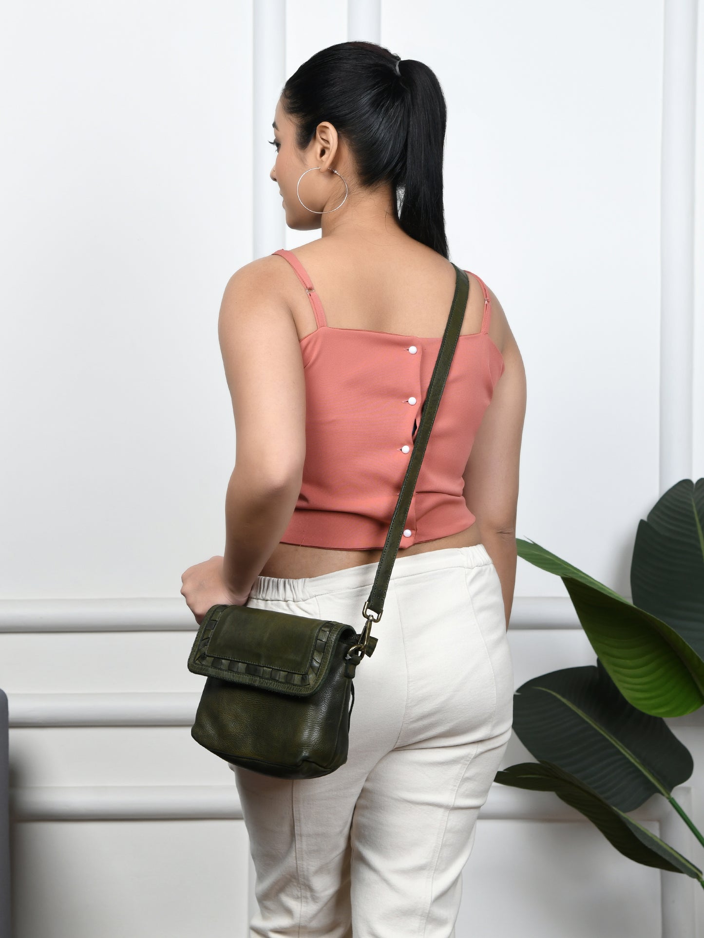 Ruffled Edge Leather Bag - Olive Green