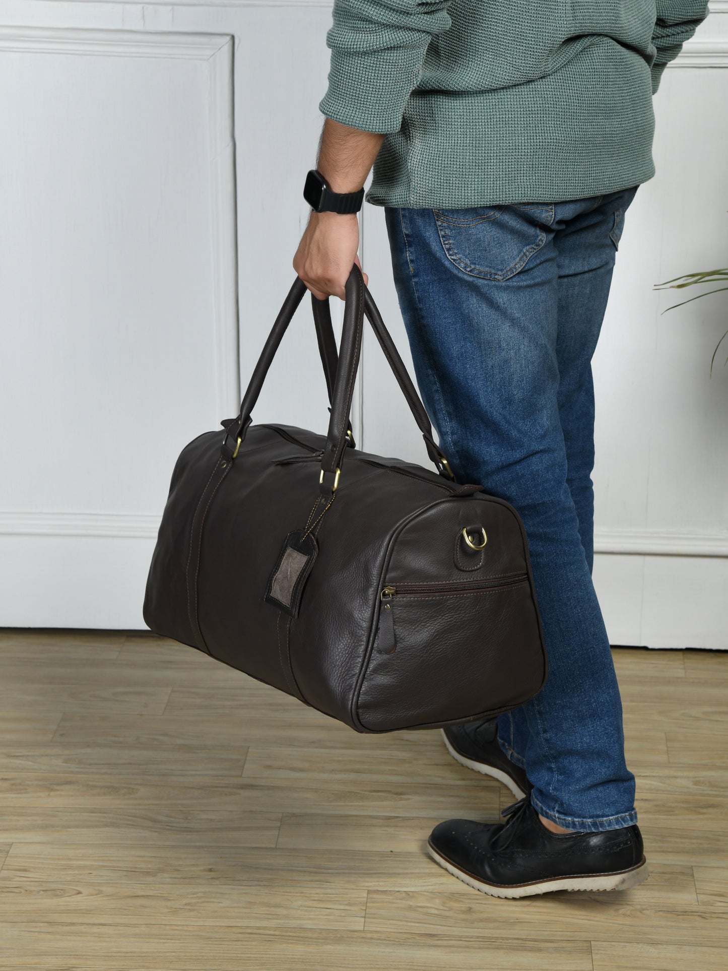 UrbanTrek Luxe Duffle - Dark Brown