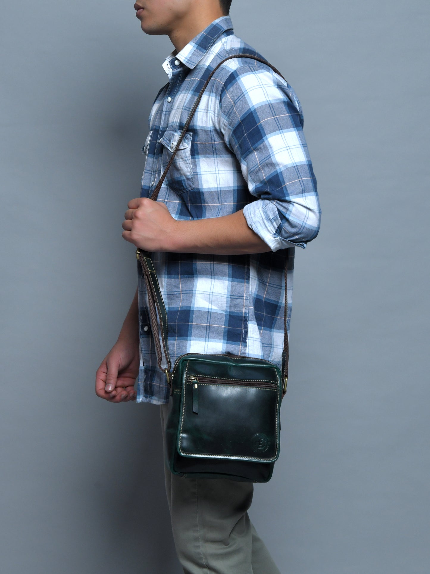 Everyday Leather Sling Pouch - Forest Green