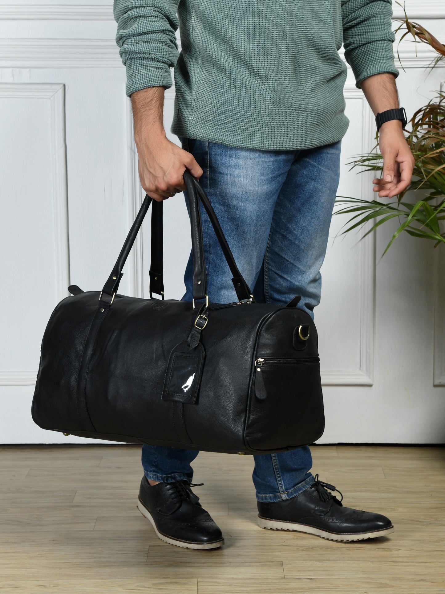 UrbanTrek Luxe Duffle - Black