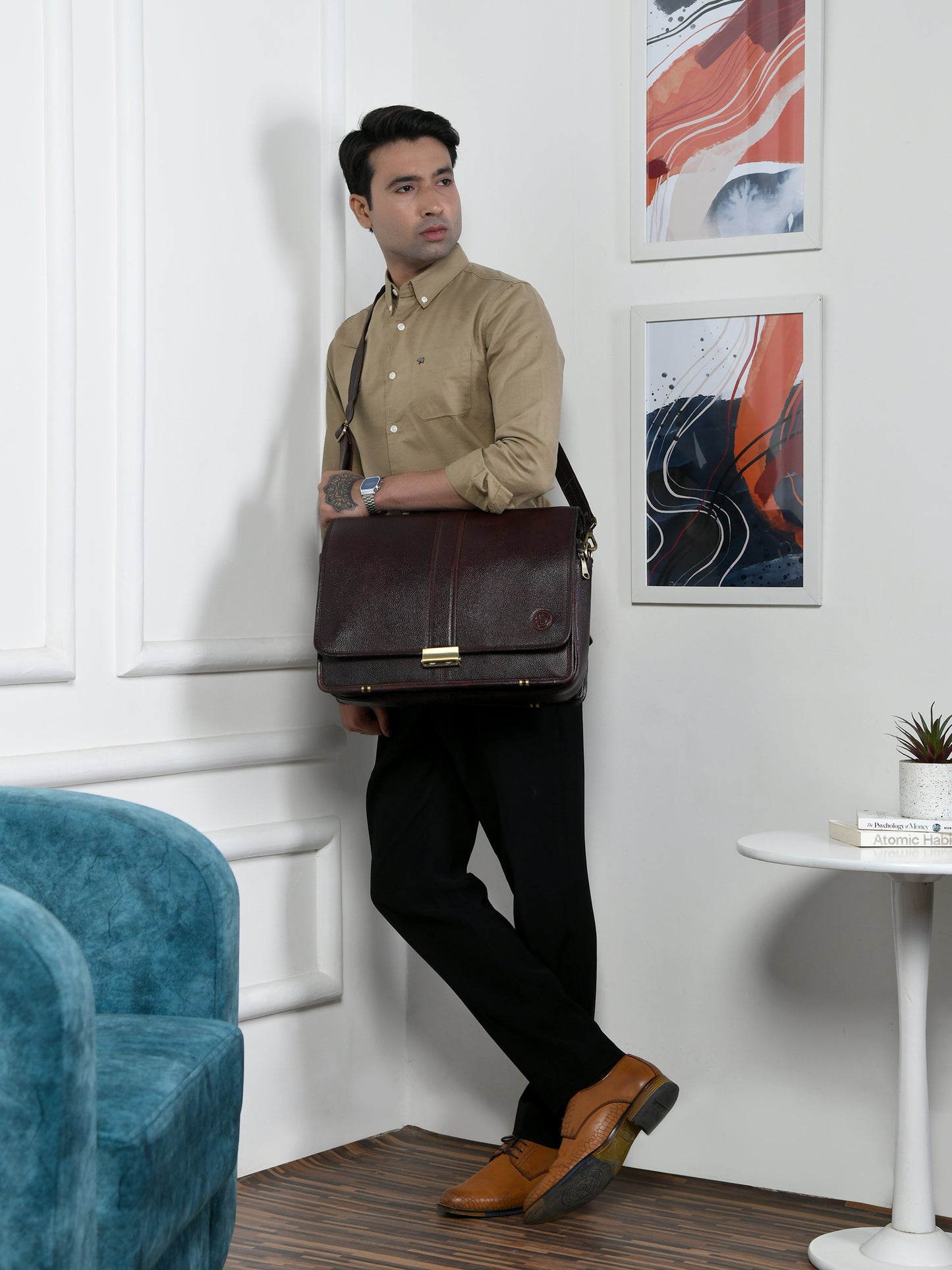 Vintage Leather Briefcase - Dark Brown