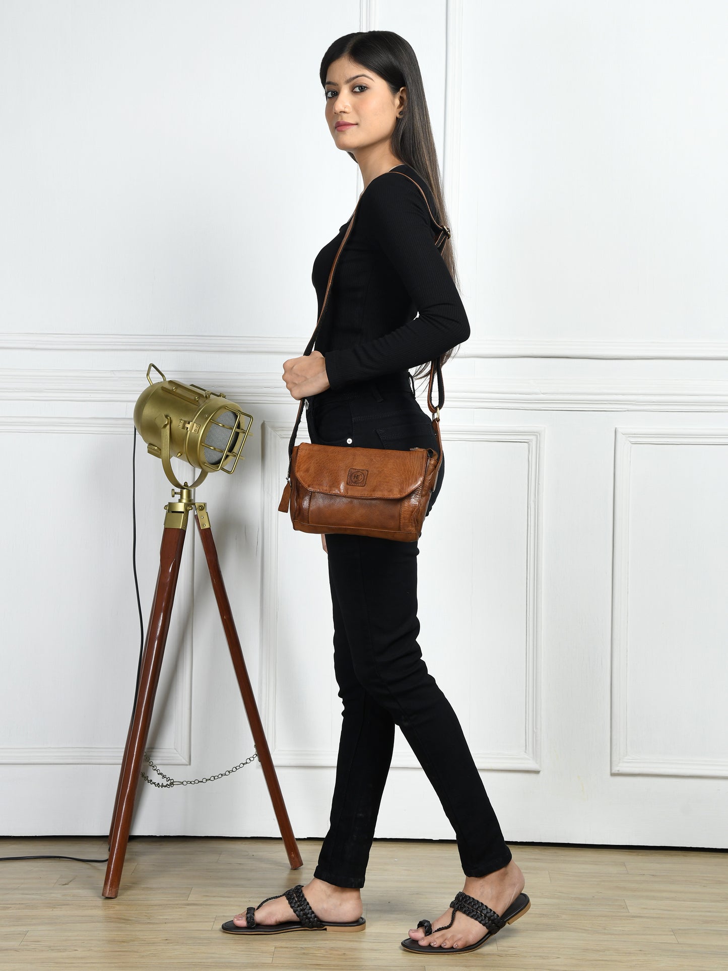 Classic Fold Style Bag - Brown