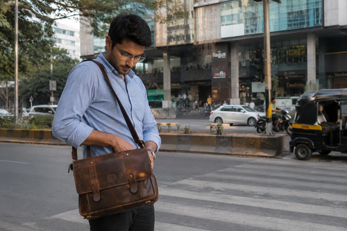 What Is a Leather Messenger Bag?