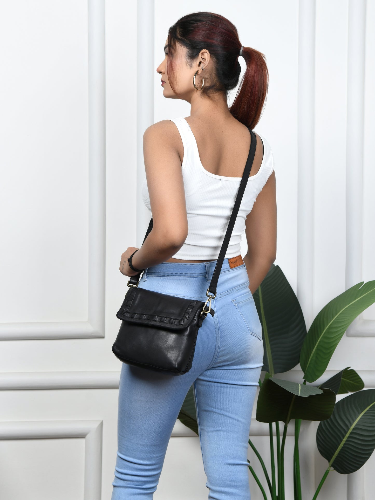 Ruffled Edge Leather Bag - Black