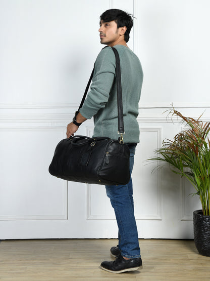 UrbanTrek Luxe Duffle - Black