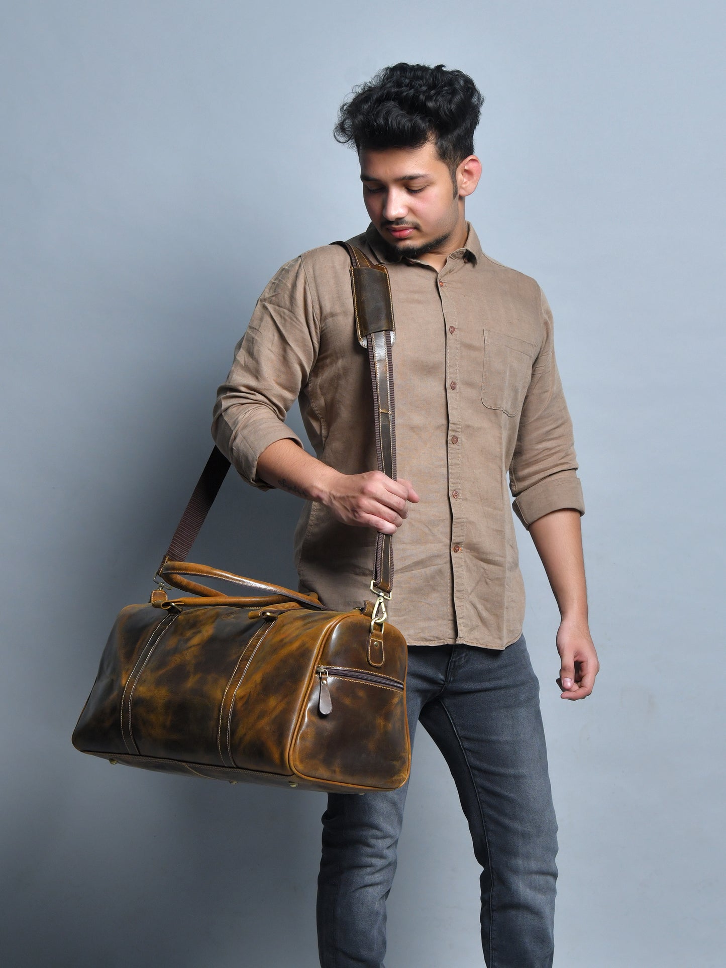 Vintage Leather Duffle Bag -  Brown