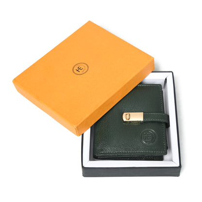 Latch Compact Men's Buffalo Leather Wallet with Gold Bar Clasp