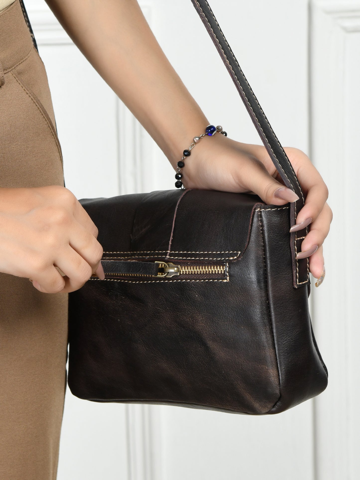 Minimalist Leather Bag for Women - Black