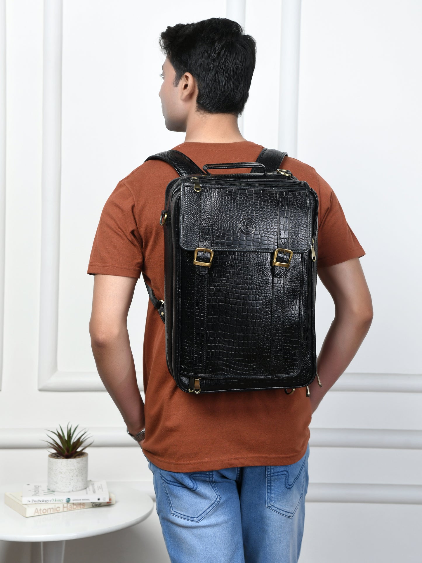 Workation Backpack | 2 in 1 Laptop bag - Black