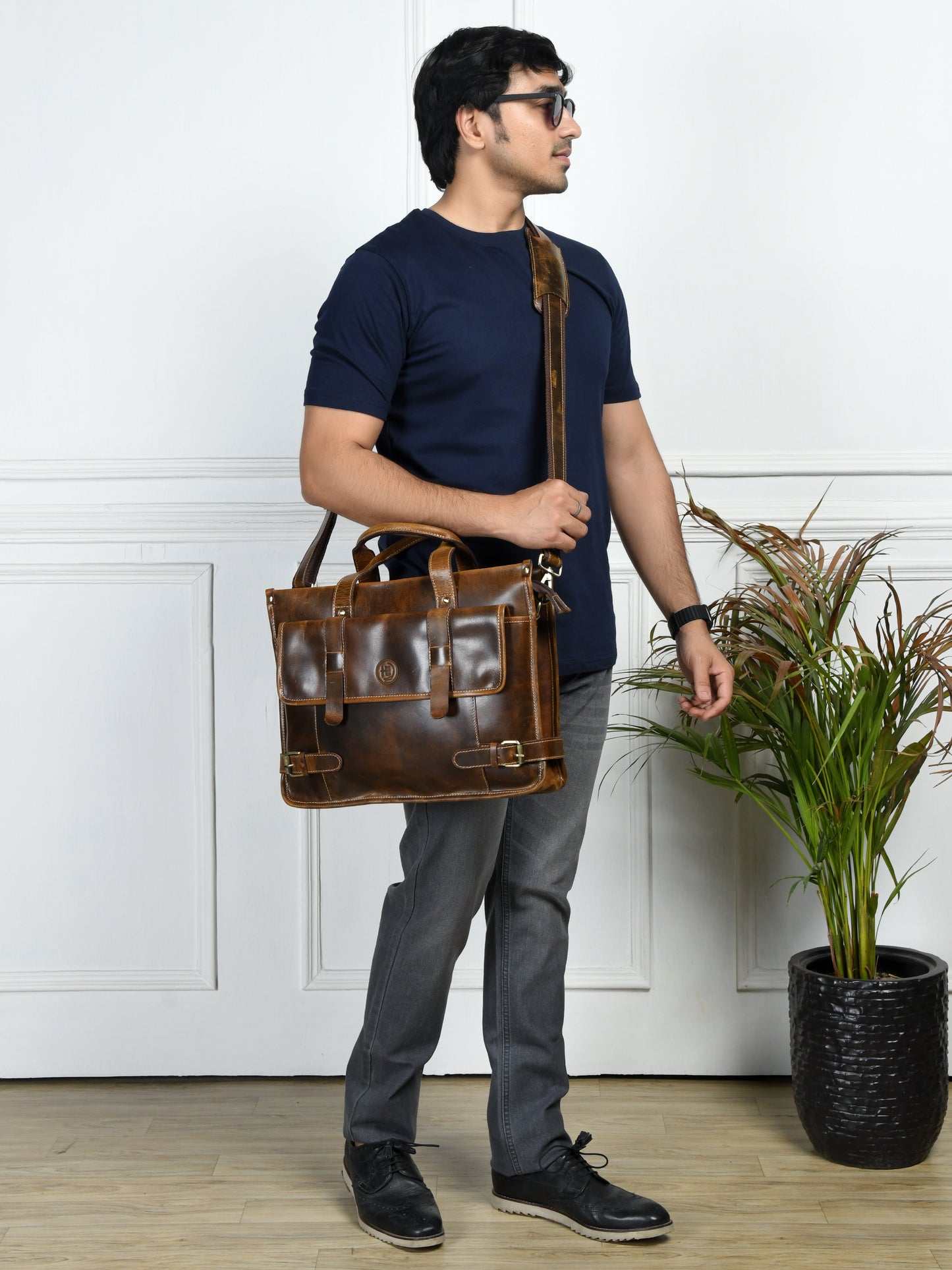 Vintage Belt-Lock Laptop Satchel - Brown