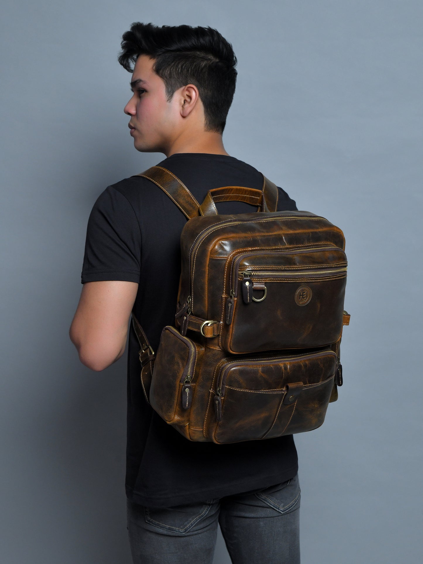 Vintage Trek Leather Backpack - Brown