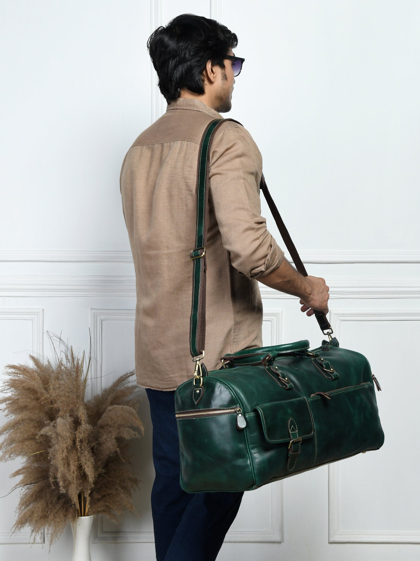 Classic Leather Travel Duffle – Top-Zip Design - Forest Green