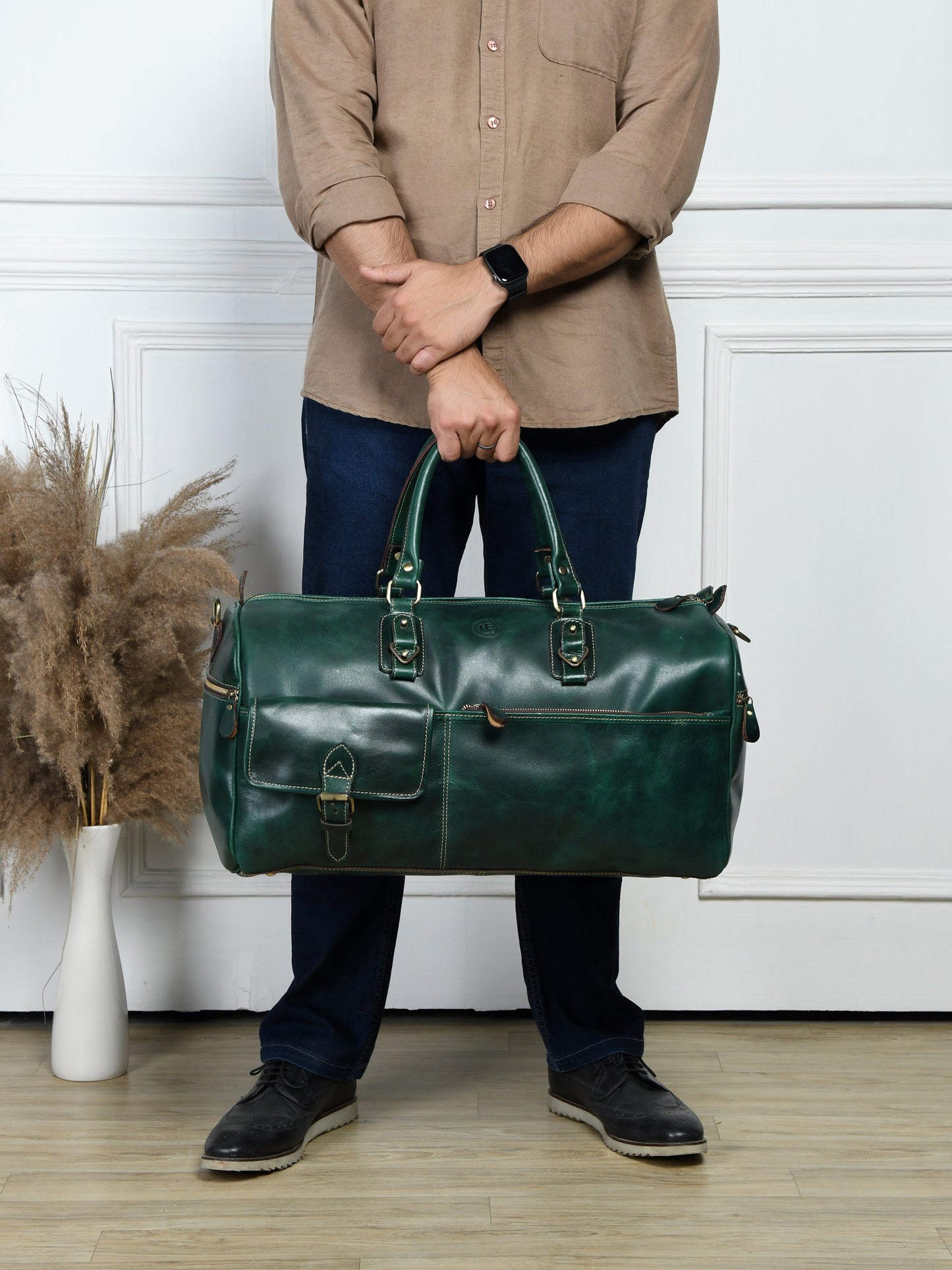 Classic Leather Travel Duffle – Top-Zip Design - Forest Green
