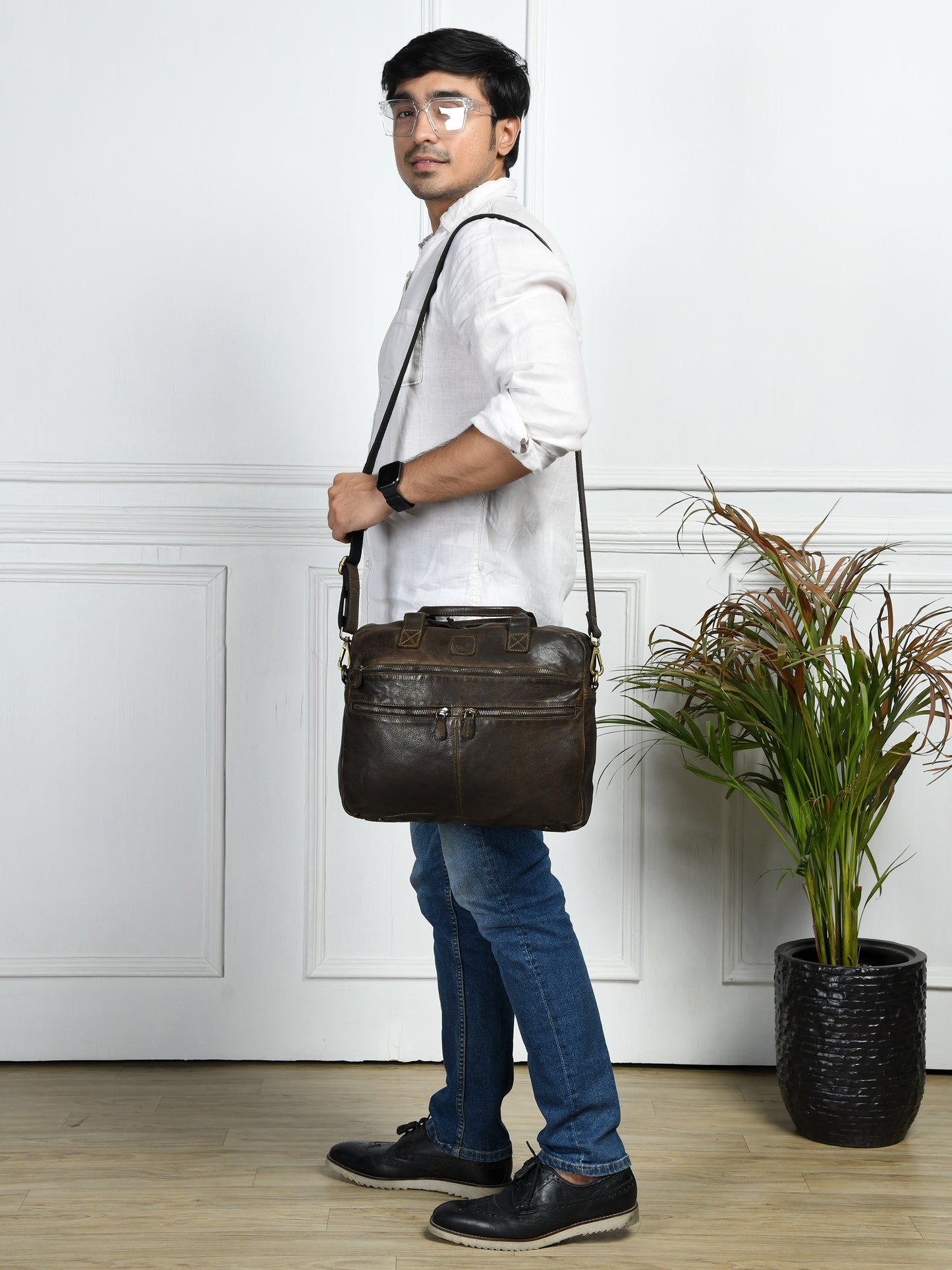 Classic Leather Laptop Bag - Tan Brown